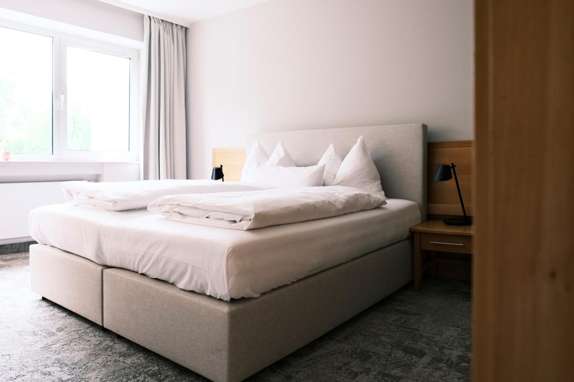 Hotel Sturm Bio- & Wellnesshotel In Der Rhoen ملريش اشتات الغرفة الصورة